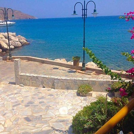 Spiros Apartments Livadia  외부 사진
