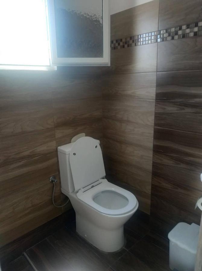Spiros Apartments Livadia  외부 사진