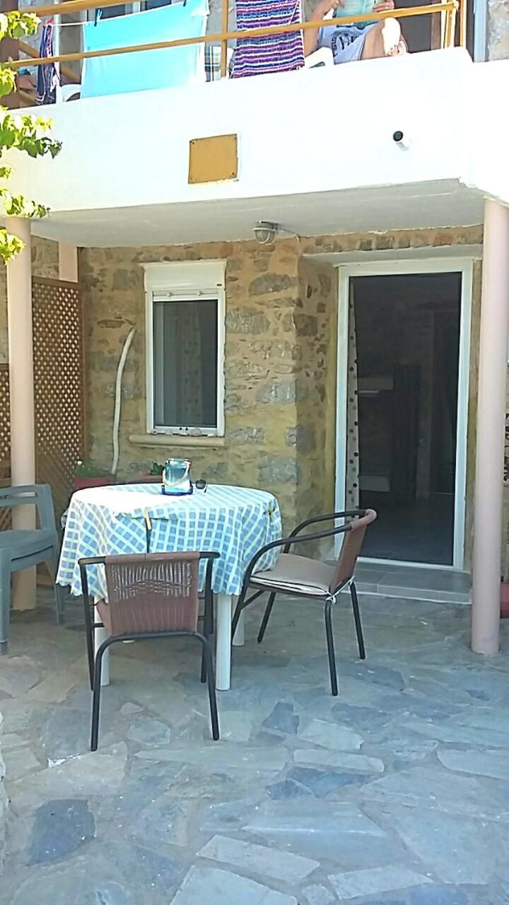 Spiros Apartments Livadia  외부 사진